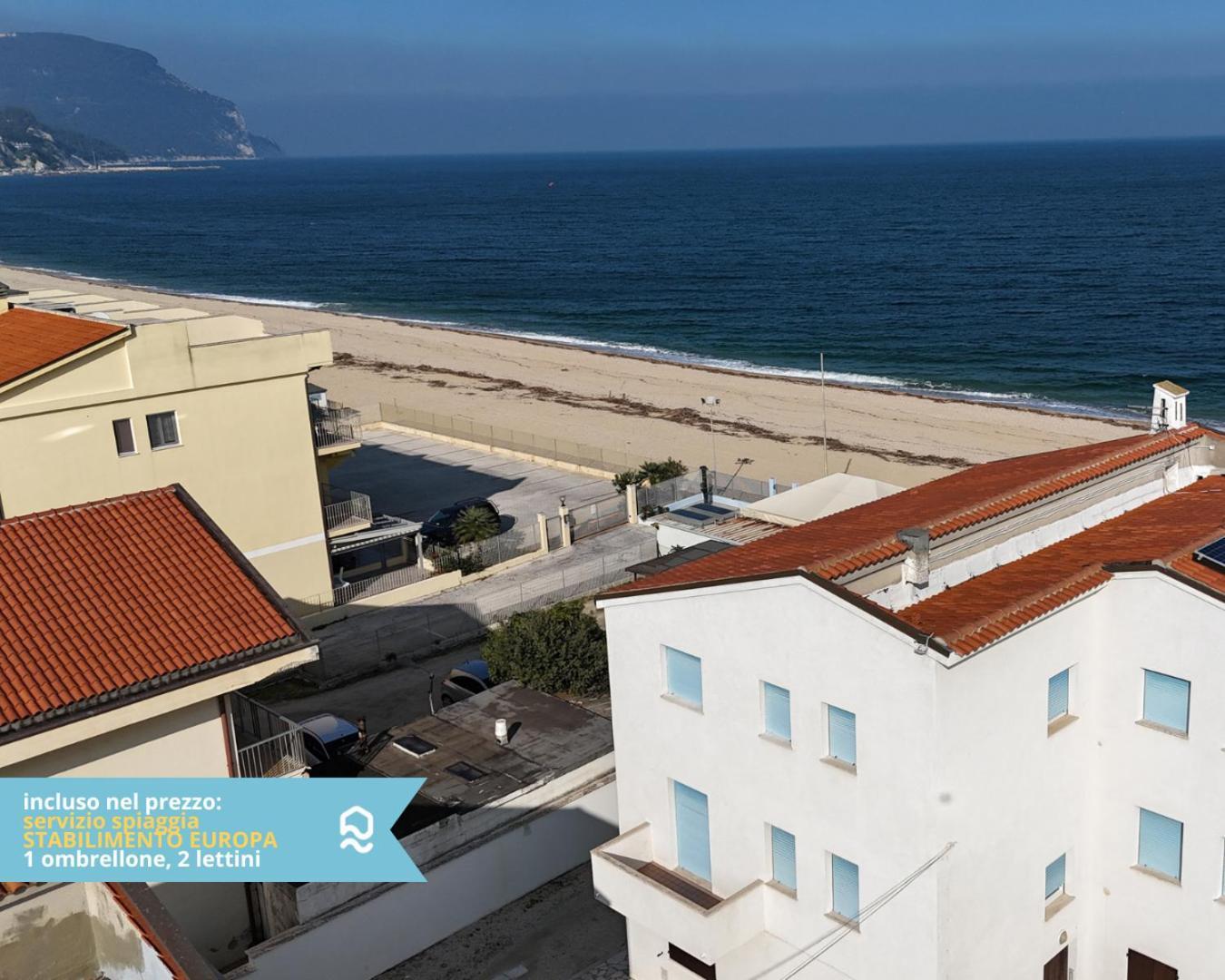 Rs321 - Marcelli, Trilocale Fronte Mare Con Spiaggia Inclusa Екстериор снимка